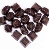 dark-chocolate-heart-health